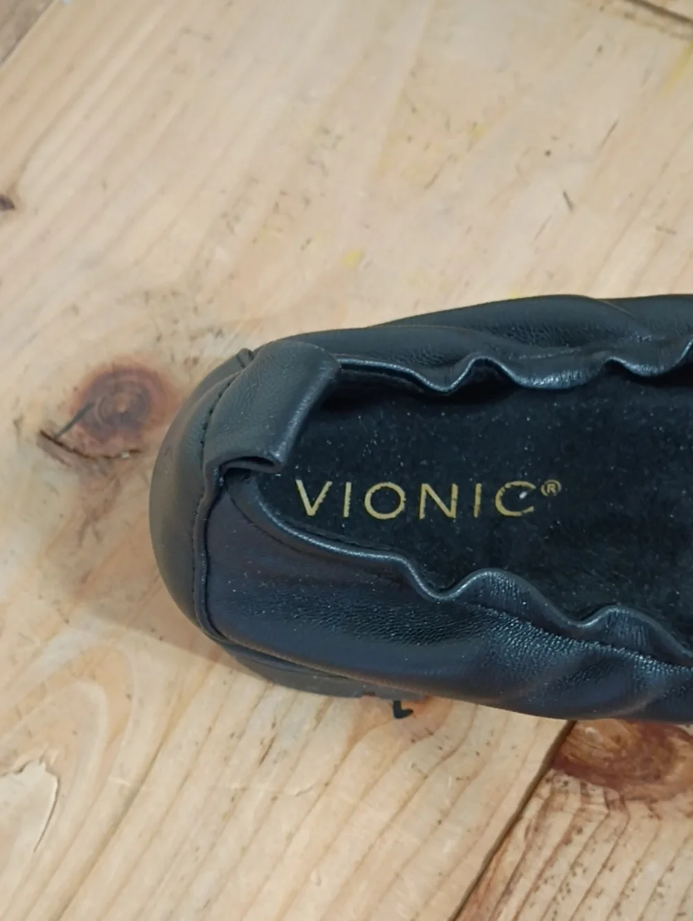 Vionic Black Uptown Ballet Women's Slip-On Shoes Size 6